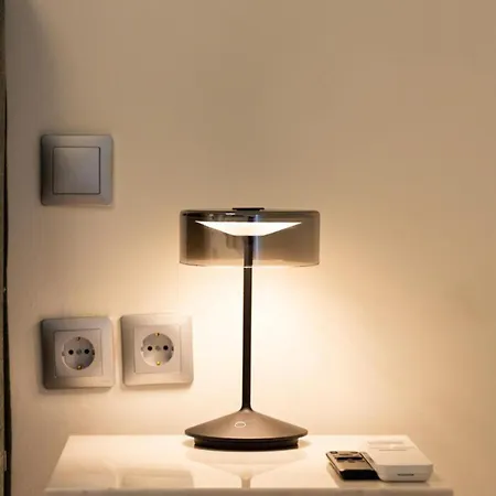 Bright And Stylish In Palaio Faliro Apartamento Atenas